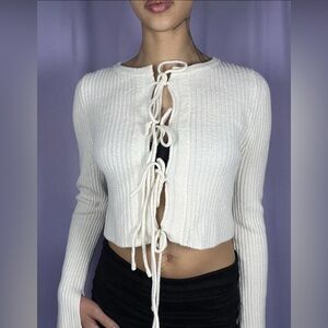 Kimchi Blue Jane Bow Tie-Front Cardigan Womens Size S Soft Ribbed Knit Crew Neck